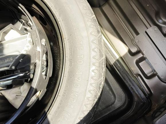 [上海·沪B] 二手奔驰奔驰E级2014款 E 200 轿跑版