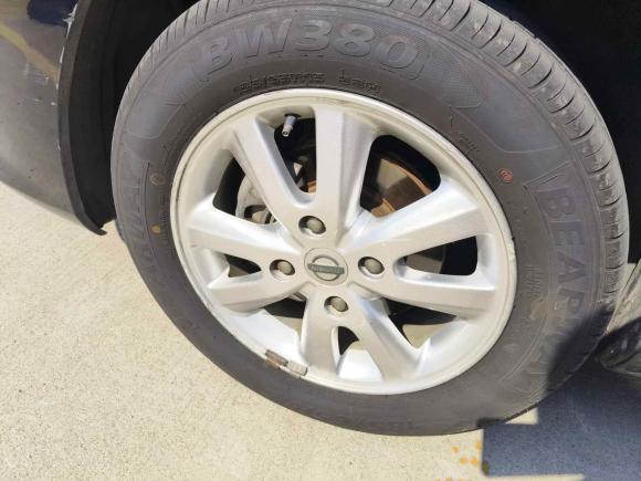 [青岛·鲁B] 二手日产骊威2013款 1.6XE CVT舒适版