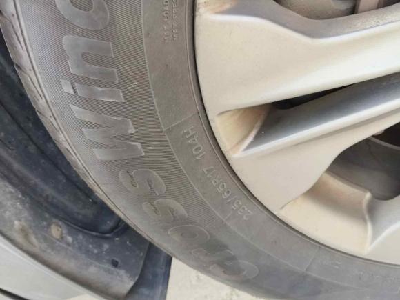 [青岛·鲁U] 二手现代胜达2013款 2.4L 自动两驱智能型