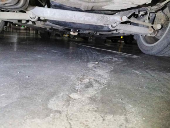 [南京·苏H] 二手广汽传祺传祺GA62016款 235T DCT豪华版