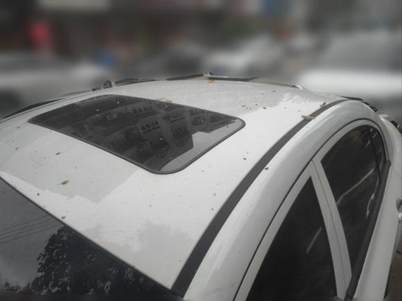 [台州·浙J] 二手荣威荣威3502015款 1.5L 手动豪华天窗版