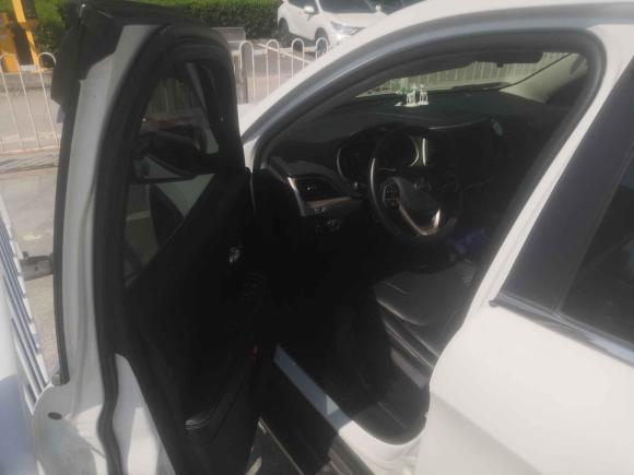 [南京·苏A] 二手Jeep自由光2017款 2.0L 优越版