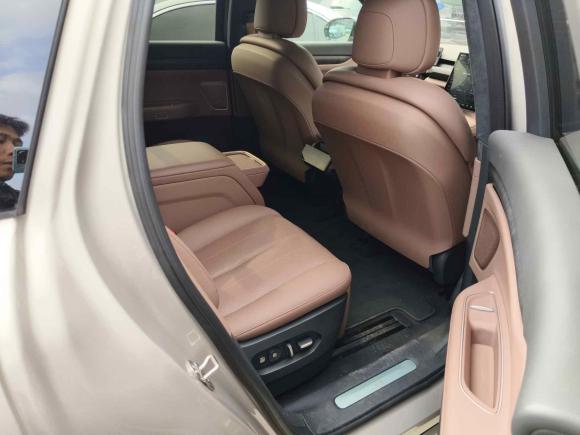 [深圳·粤B] 二手蔚来蔚来ES82023款 100kWh 行政版