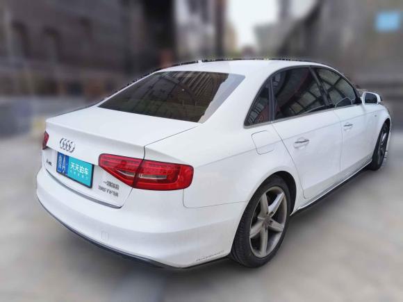 [济南·鲁A] 二手奥迪奥迪A4L2016款 35 TFSI 典藏版 S line豪华型