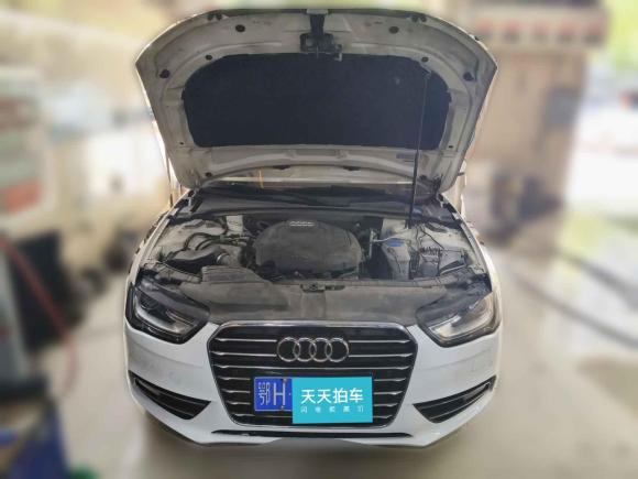 [武汉·鄂H] 二手奥迪奥迪A4L2016款 35 TFSI 典藏版 自动标准型