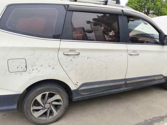 [佛山·粤X] 二手五菱汽车五菱宏光2016款 1.5L S1尊享型国V