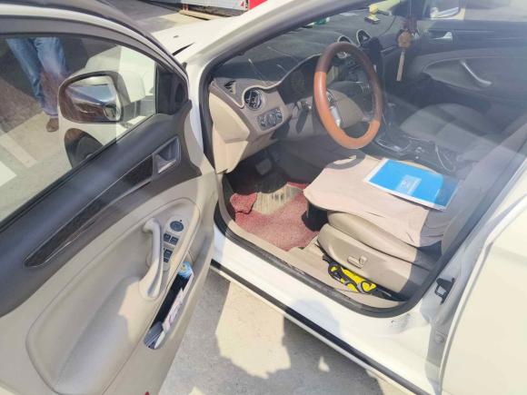 [北京·京Q] 二手福特蒙迪欧-致胜2011款 2.0L GTDi200时尚型