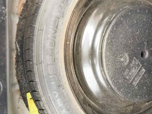 [温州·浙C] 二手福特福克斯2012款 三厢 1.6L 自动风尚型