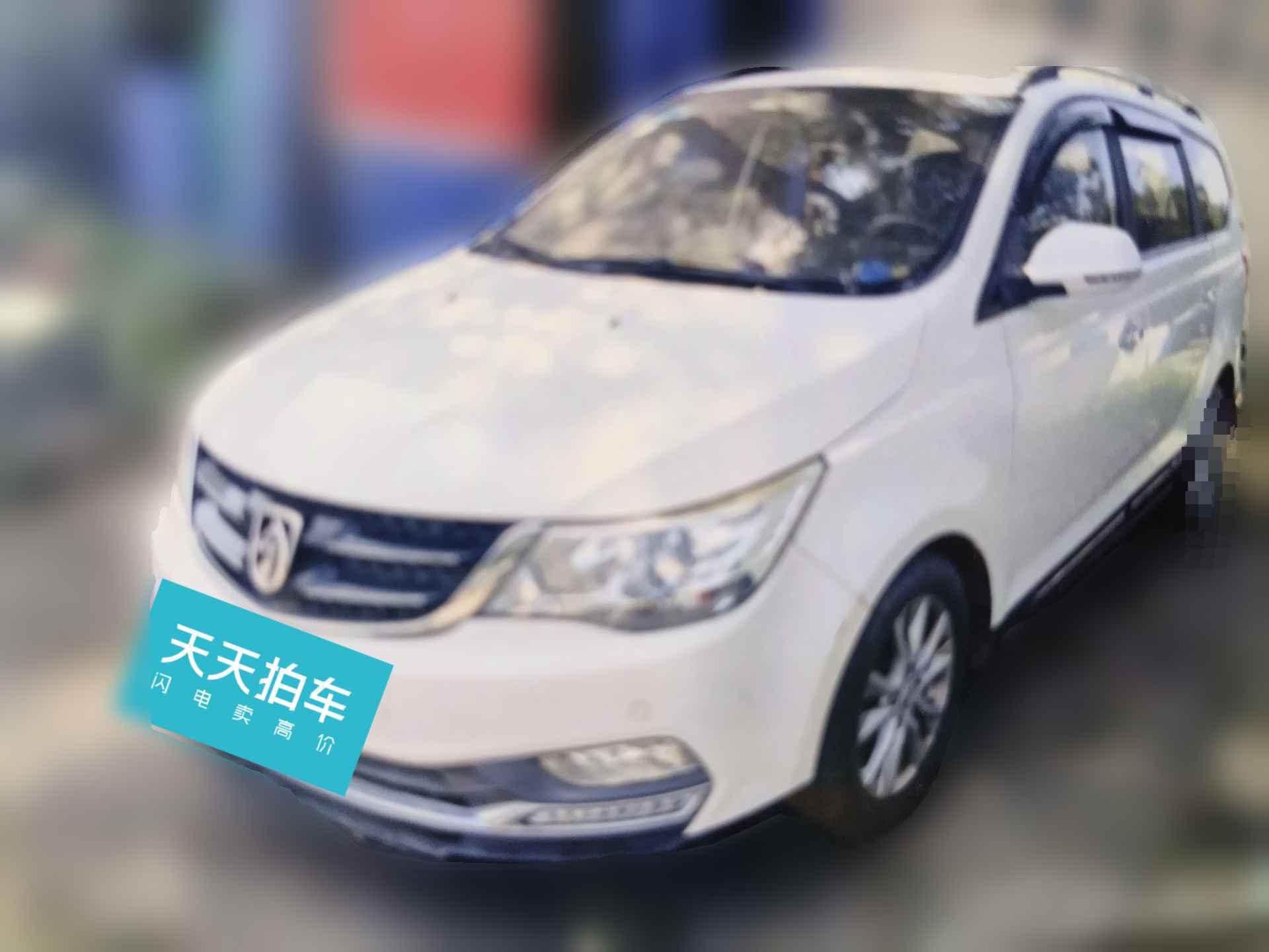 [济南·鲁A] 宝骏宝骏7302016款 1.5L 手动超值型 7座 国V