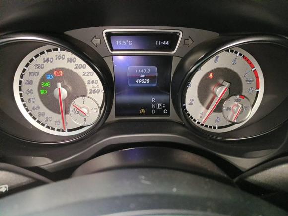 [成都·川A] 二手奔驰奔驰GLA2016款 GLA 200 时尚型