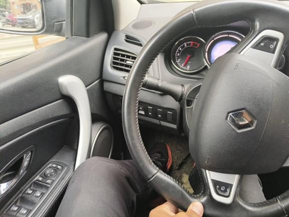 [苏州·苏E] 二手雷诺风朗2015款 2.0L 标准版