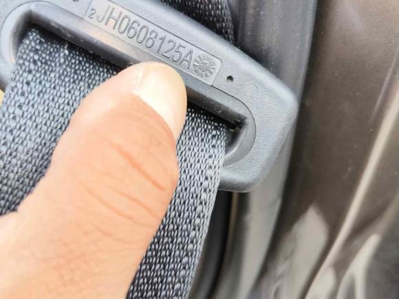 [南昌·赣A] 二手奔腾奔腾X802017款 2.0L 自动精英型