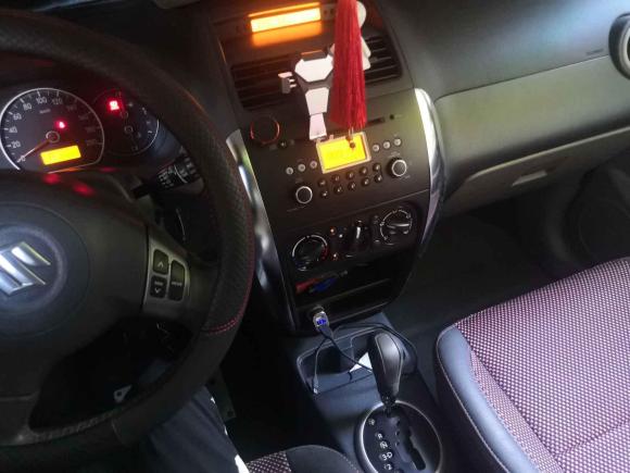 [上海·赣H] 二手铃木天语 SX42009款 两厢 1.6L 自动运动型