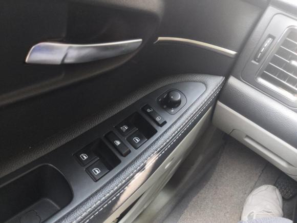 [成都·川A] 二手北京汽车绅宝D502014款 1.5L 手动舒适版