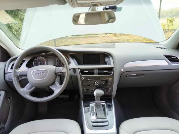 [南昌·赣A] 二手奥迪奥迪A4L2015款 30 TFSI 自动舒适型