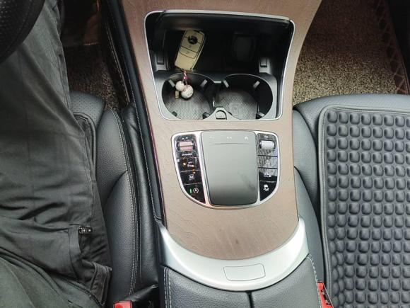 [苏州·川A] 二手奔驰奔驰GLC2020款 改款 GLC 260 L 4MATIC 豪华型