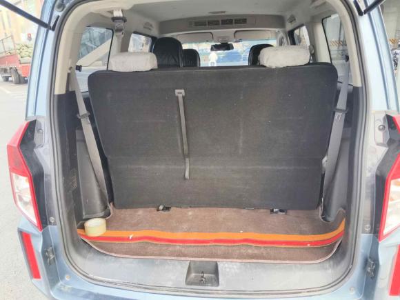 [成都·川A] 二手五菱汽车五菱宏光PLUS2019款 1.5T 手动舒适型 7座