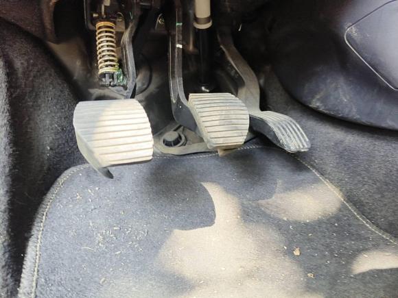 [南通·苏F] 二手雪铁龙世嘉2013款 三厢 1.6L 手动品尚型