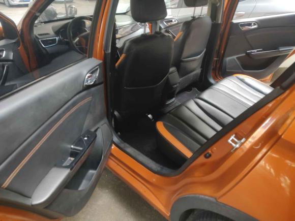 [广州·粤A] 二手宝骏宝骏3102017款 1.5L 自动豪华型