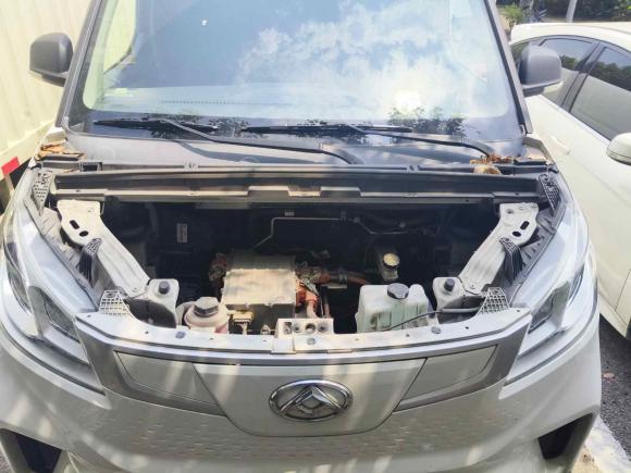 [上海·沪A] 二手上汽大通MAXUS大通EV302022款 纯电智能物流专家长轴国轩