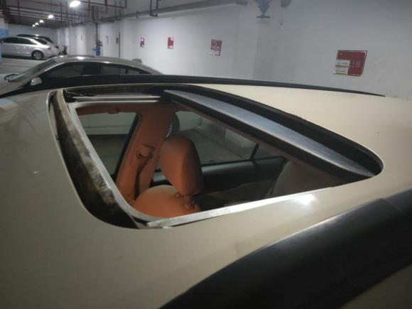 [常州·苏D] 二手斯巴鲁傲虎2010款 2.5i豪华版