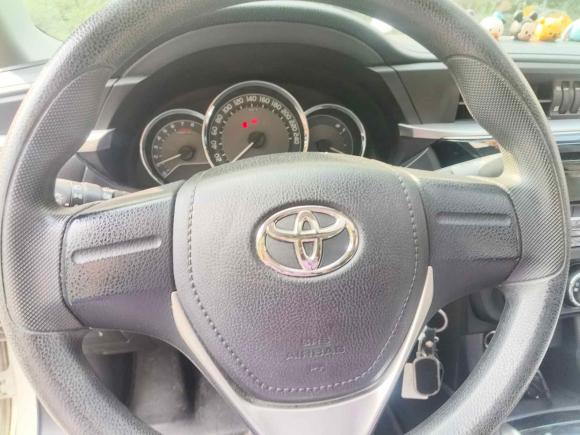 [上海·沪D] 二手丰田雷凌2014款 1.6G CVT精英版