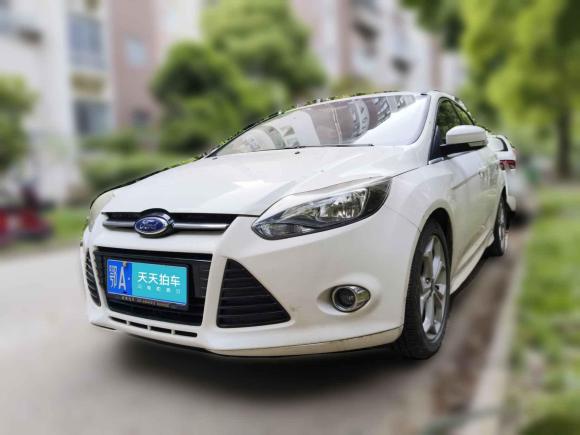 [武汉·鄂A] 二手福特福克斯2012款 两厢 2.0L 手动豪华运动型