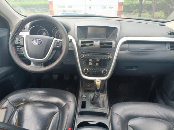 [青岛·鲁B] 二手奔腾奔腾X802013款 2.0L 手动豪华型