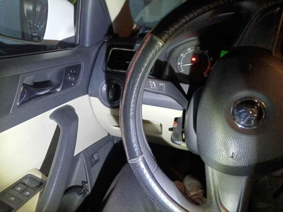 [南通·苏F] 二手斯柯达昕锐2015款 1.6L 手动智选型