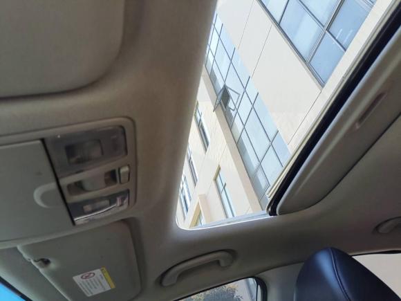 [上海·苏J] 二手现代朗动2015款 1.6L 自动尊贵型