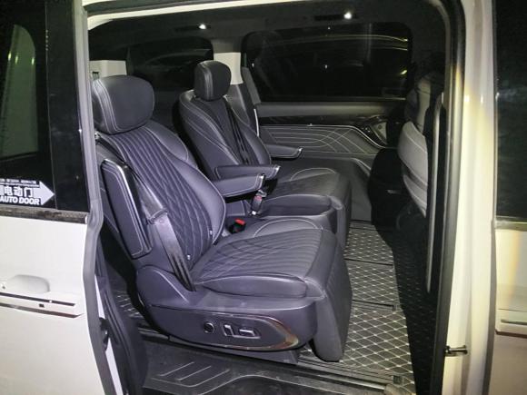 [上海·沪A] 二手上汽大通MAXUS大家92022款 长续航 草原七座版