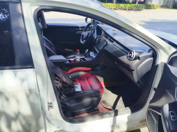 [西安·陕A] 二手名爵MG62020款 1.5T 自动领潮风尚版