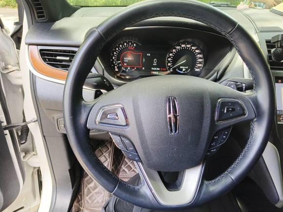 [南京·苏A] 二手林肯林肯MKC2017款 2.0T 两驱尊雅版