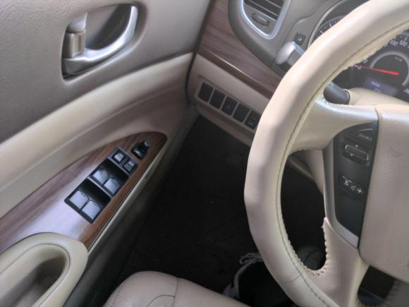 [上海·苏U] 二手日产天籁2011款 2.5L XL领先版