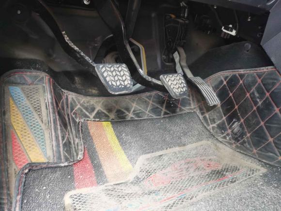 [宁波·浙B] 二手江汽集团江淮T62015款 2.8T柴油进取型长轴HFC4DA1-2C