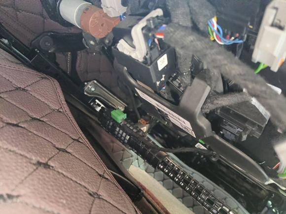 [武汉·鄂W] 二手沃尔沃沃尔沃XC902022款 B6 智雅豪华版 7座