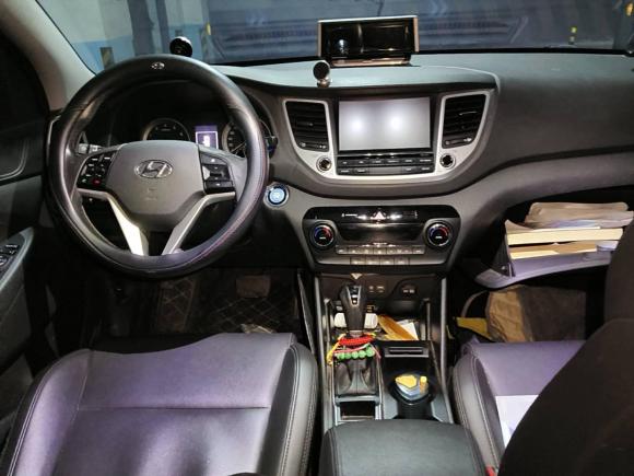 [济南·鲁A] 二手现代途胜2015款 1.6T 双离合两驱领先型