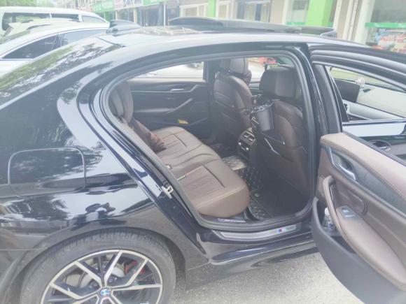 [苏州·苏E] 二手宝马宝马5系2022款 改款二 530Li 尊享型 M运动套装