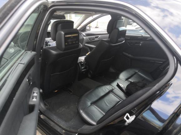 [上海·沪C] 二手奔驰奔驰E级2010款 E 300 L 时尚型