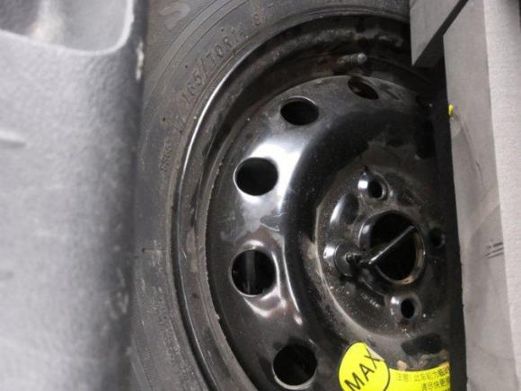 [西安·陕A] 二手长安奔奔2014款 1.4L 手动尊贵型