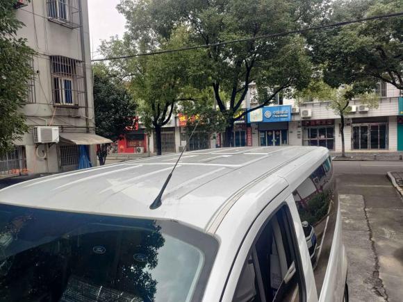 [南京·苏L] 二手福特全顺2019款 2.0T柴油多功能商用车短轴低顶6座国VI