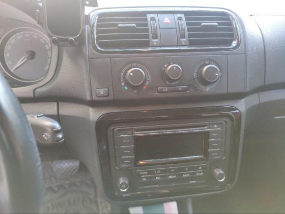 [深圳·渝A] 二手斯柯达晶锐2011款 1.6L 自动晶享版