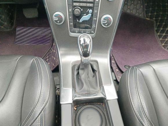 [北京·京N] 二手沃尔沃沃尔沃XC602015款 T5 AWD 智远版