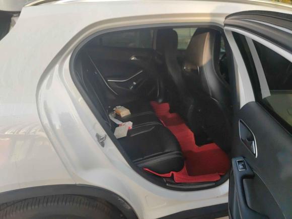 [苏州·鄂A] 二手奔驰奔驰GLA2017款 GLA 200 时尚型