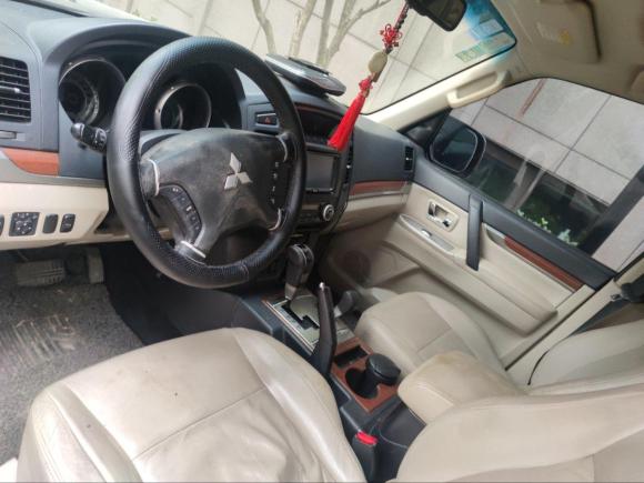 [嘉兴·浙F] 二手三菱帕杰罗2010款 3.0L 自动豪华版