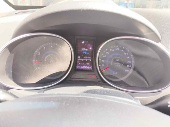 [苏州·苏E] 二手现代胜达2013款 2.4L 自动两驱智能型