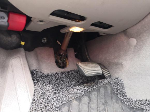 [上海·沪C] 二手沃尔沃沃尔沃S402009款 2.0L 自动智雅版