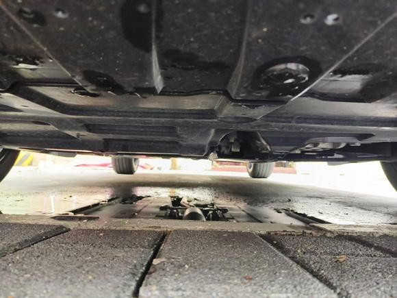 [深圳·粤L] 二手长安长安UNI-V2022款 1.5T 尊贵型