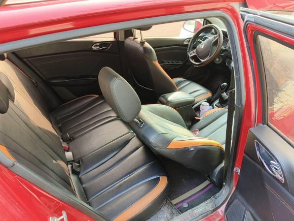 [南通·苏F] 二手宝骏宝骏3102016款 1.2L 手动豪华型