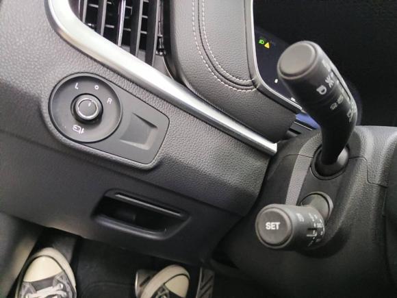 [上海·沪A] 二手荣威荣威RX5新能源2017款 eRX5 50T 混动互联尊荣旗舰版